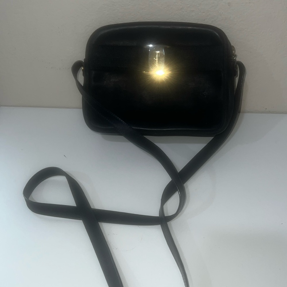 Auth Salvatore ferragamo vara suede shoulder bag